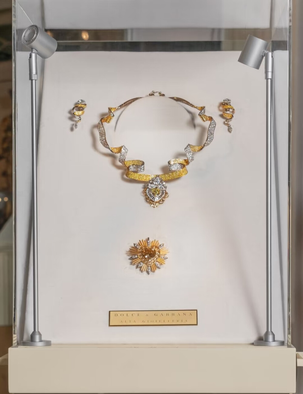 杜嘉班纳 dolce gabbana