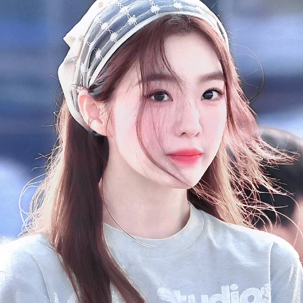 Paris in the rain… 睫毛上的雨滴、《昨夜未说完的诗》