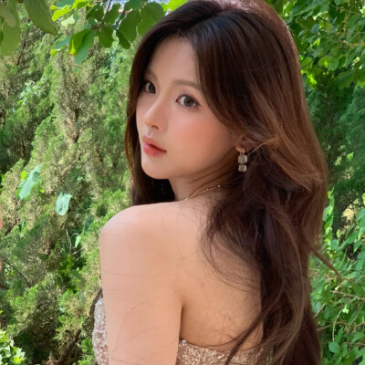 杨超越
