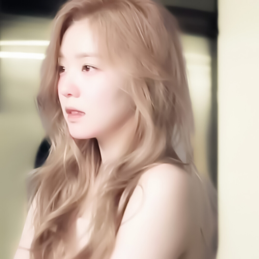 (υ . . υ) ❅·°
©椿桔