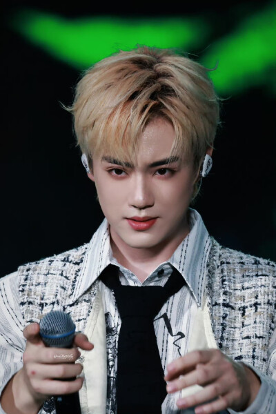 小九