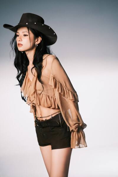 张婧仪