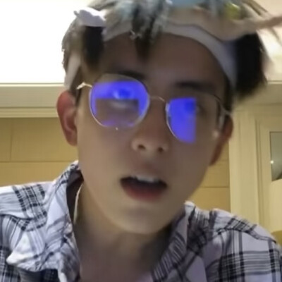 嗷