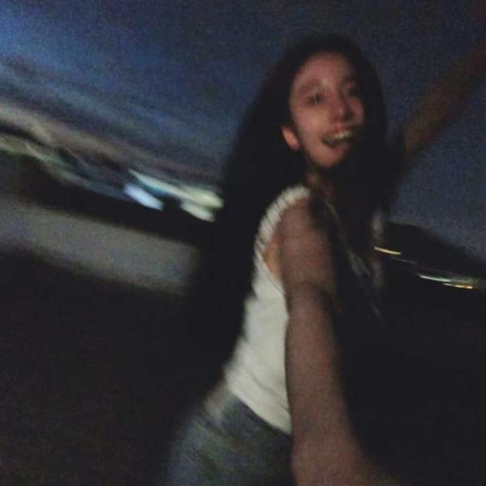 自由氛围感女头