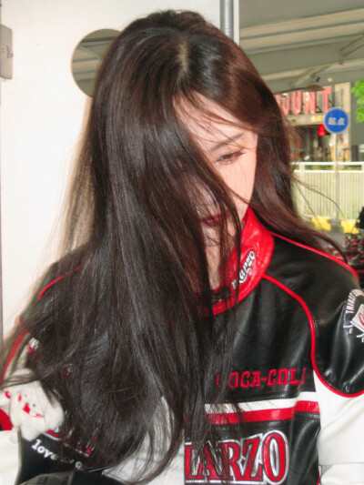 李一桐头像壁纸