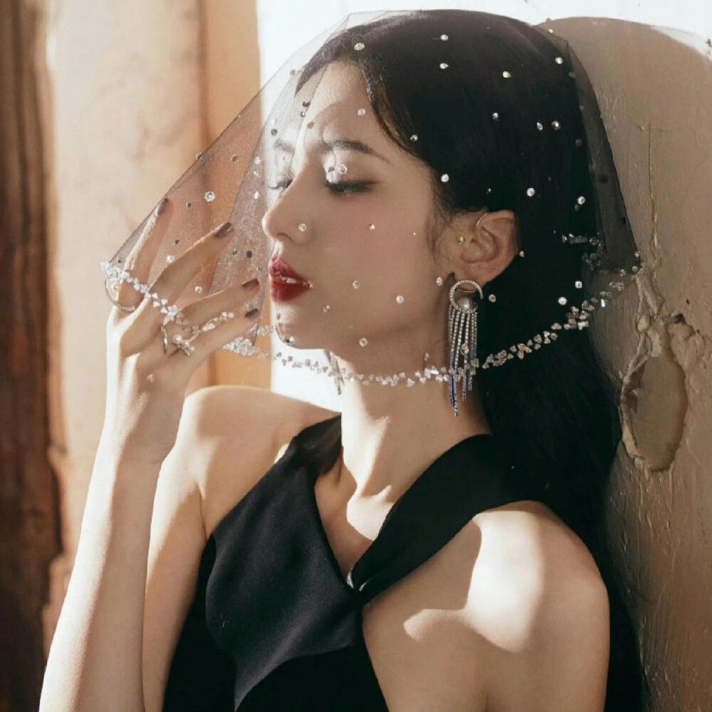 女头