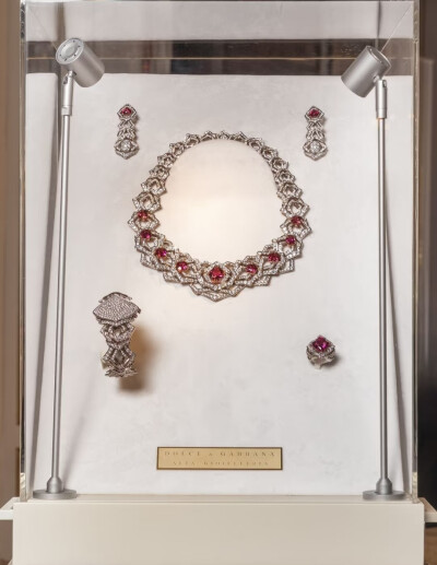 杜嘉班纳 dolce gabbana