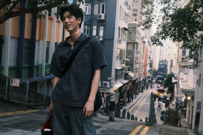 张凌赫