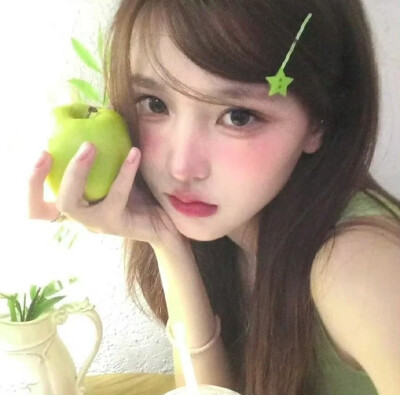 ❤️甜桃芋饼_❤️＃生命力女生头像 ​​​＃Wechat氛围感女头＃夏日头像＃自由感＃自然系＃蝴蝶女孩头像＃艺术感头像＃胶片感头像＃复古＃棕色系