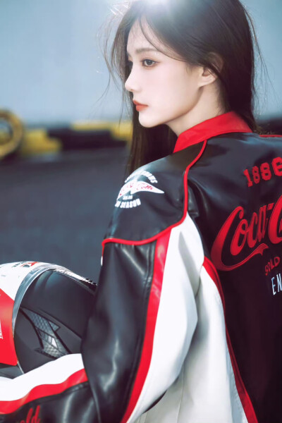 李一桐