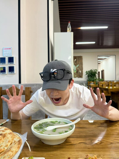 费启鸣