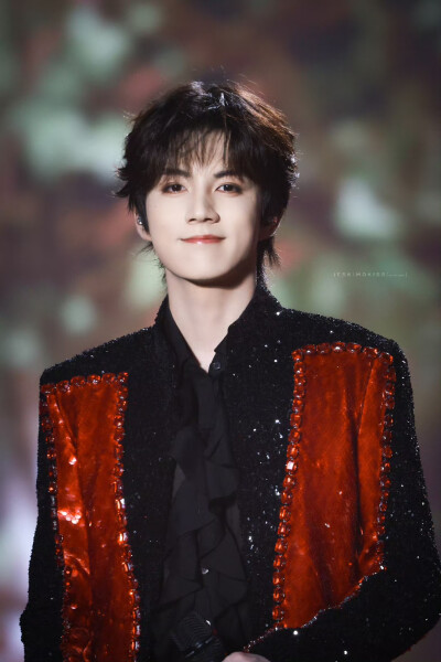cr.见水印