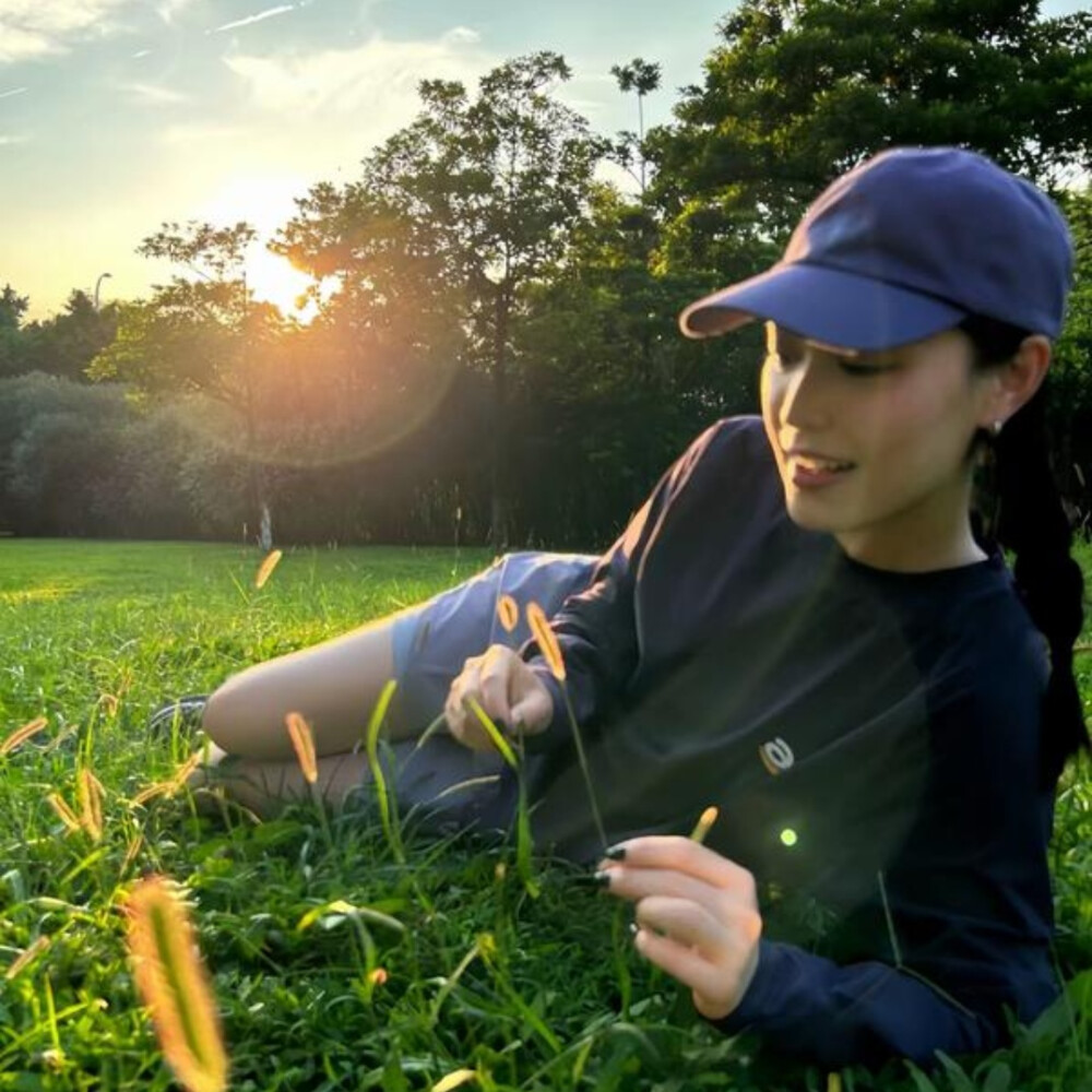 自由氛围感女头