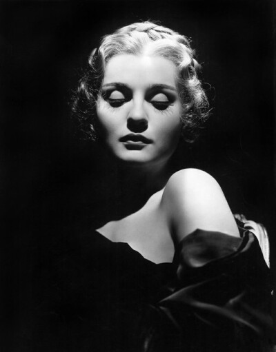 Anna Sten