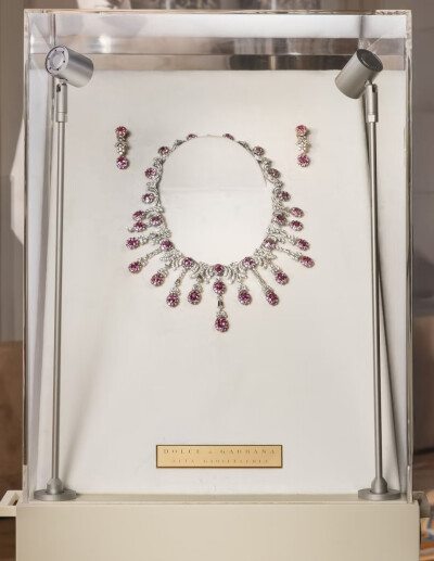 杜嘉班纳 dolce gabbana