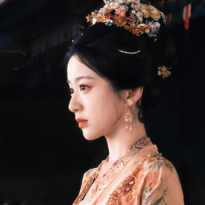  如何别后 三换梅枝