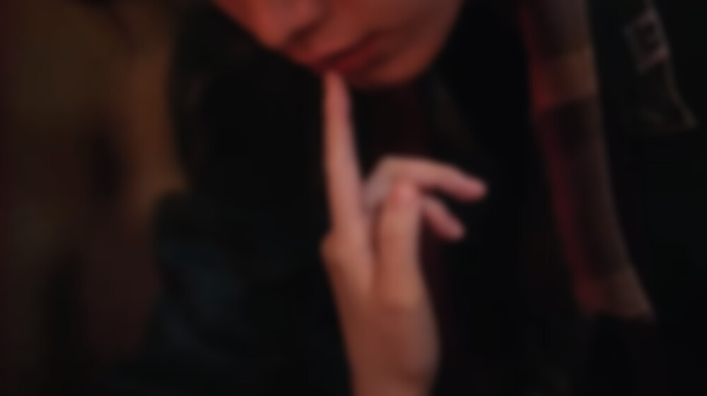 橙光素材
使用注明顾汵汐