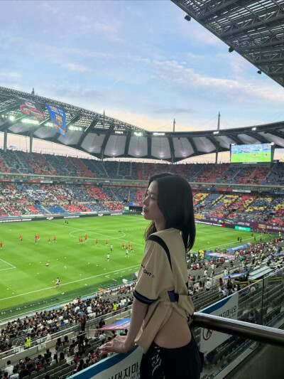 申留真INS更新