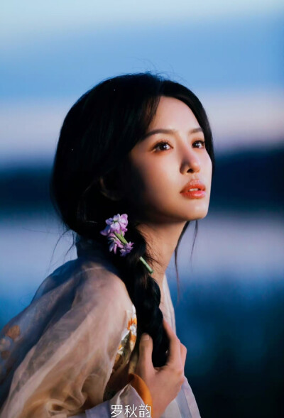 罗秋韵