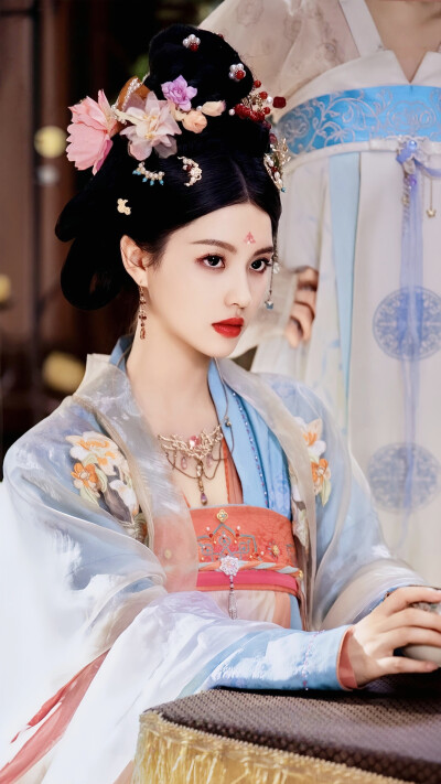 双面弃妃 凌芷言