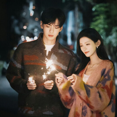 《深情眼》情头