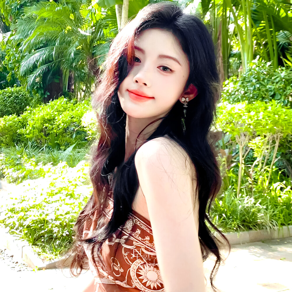 鞠婧祎