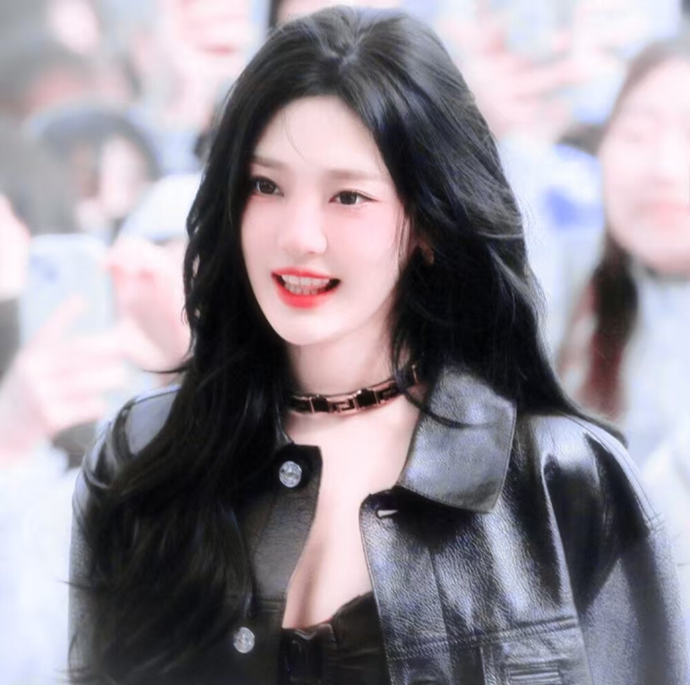 又是别人送的哟哟哟，这次是林哕送的！！就这么漂亮！！