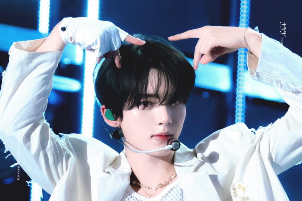 yujin_yyy
终于有韩维辰的站子回我了... 