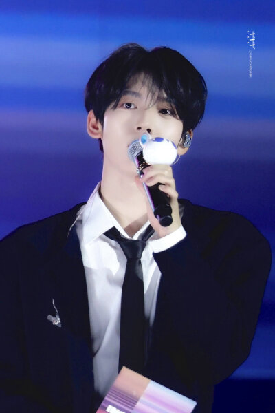 yujin_yyy
终于有韩维辰的站子回我了... 