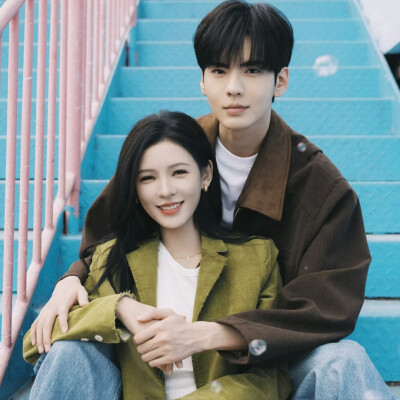 《深情眼》情头