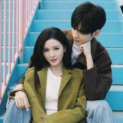 《深情眼》情头