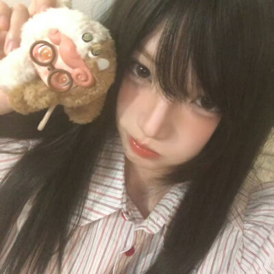 ❤️巴卡茶旅❤️＃生命力女生头像 ​​​＃Wechat氛围感女头＃夏日头像＃自由感＃自然系＃蝴蝶女孩头像＃艺术感头像＃胶片感头像＃复古＃棕色系