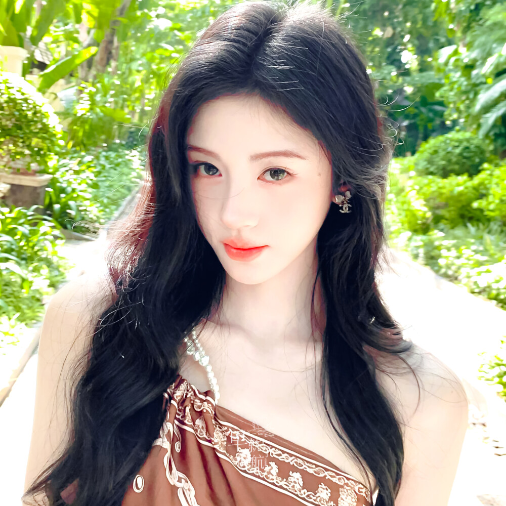 鞠婧祎