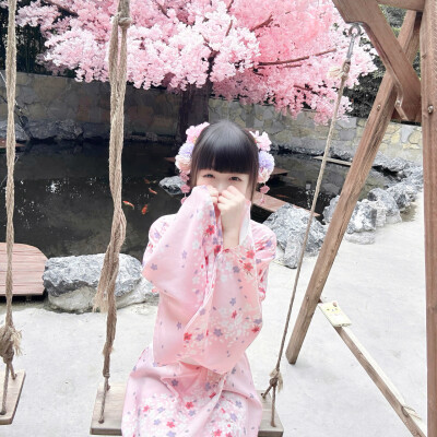 除了樱花还有爱情