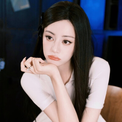 迪丽热巴
