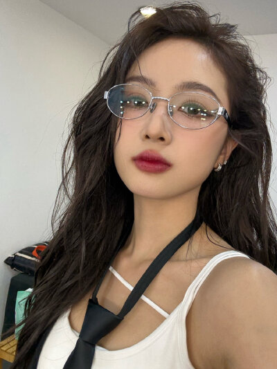吴宣仪