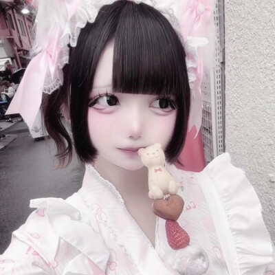 捏脸蛋