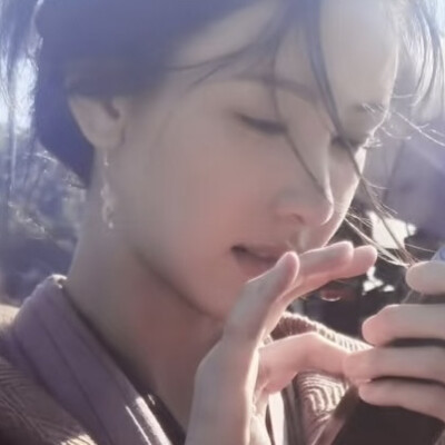 陈都灵
