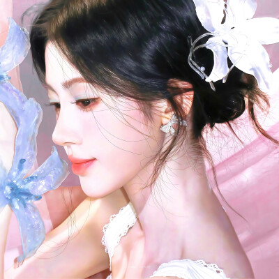 鞠婧祎