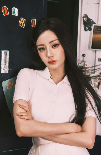 迪丽热巴