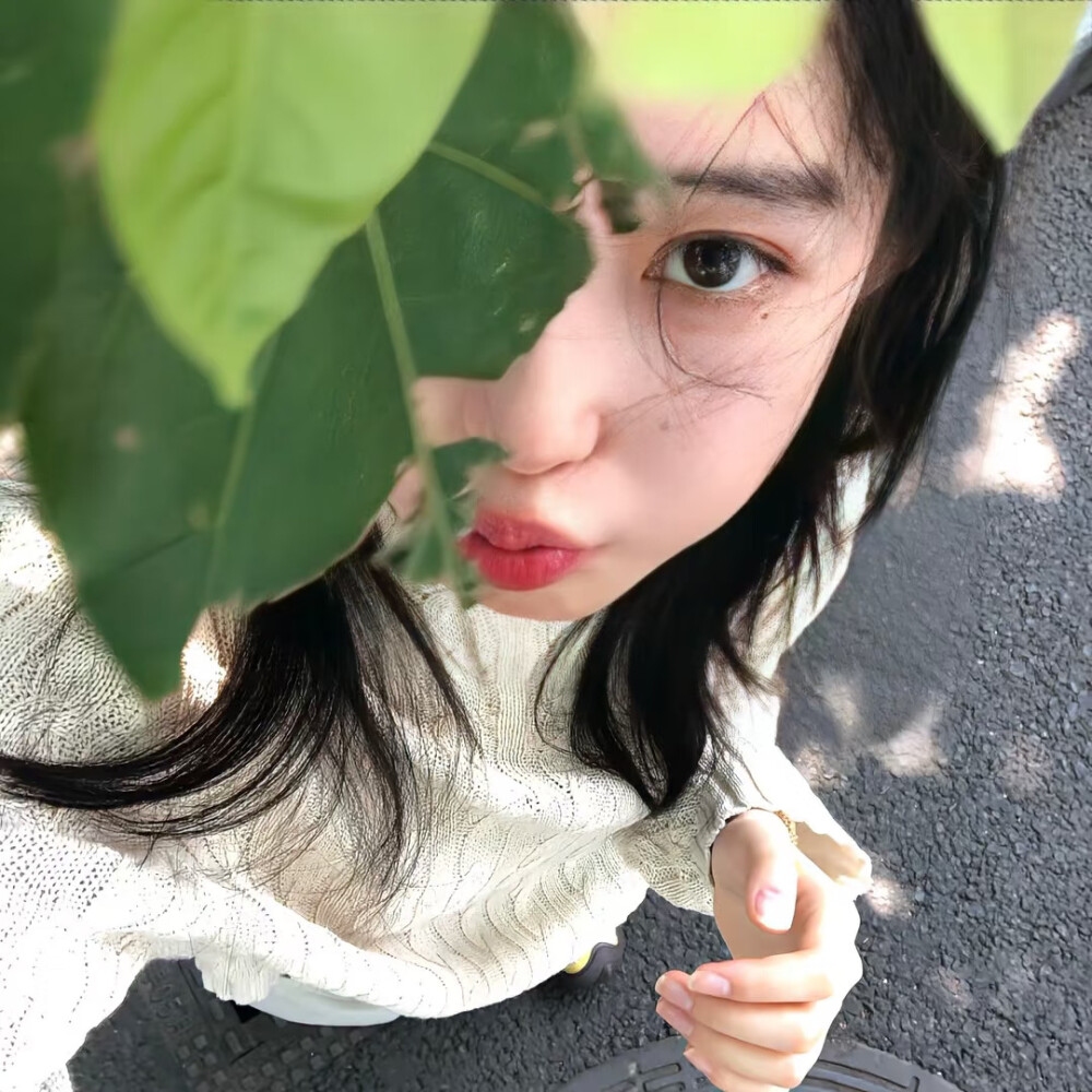 ❤️巴卡茶旅❤️＃生命力女生头像 ​​​＃Wechat氛围感女头＃夏日头像＃自由感＃自然系＃蝴蝶女孩头像＃艺术感头像＃胶片感头像＃复古＃棕色系