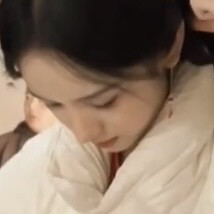 屏幕前的姐姐妹妹大家谁想和我私联