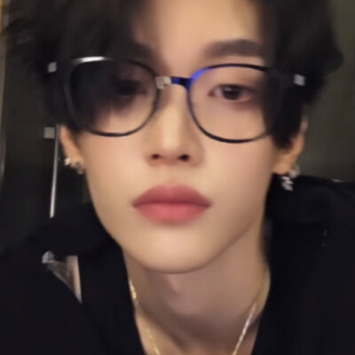 元彬
