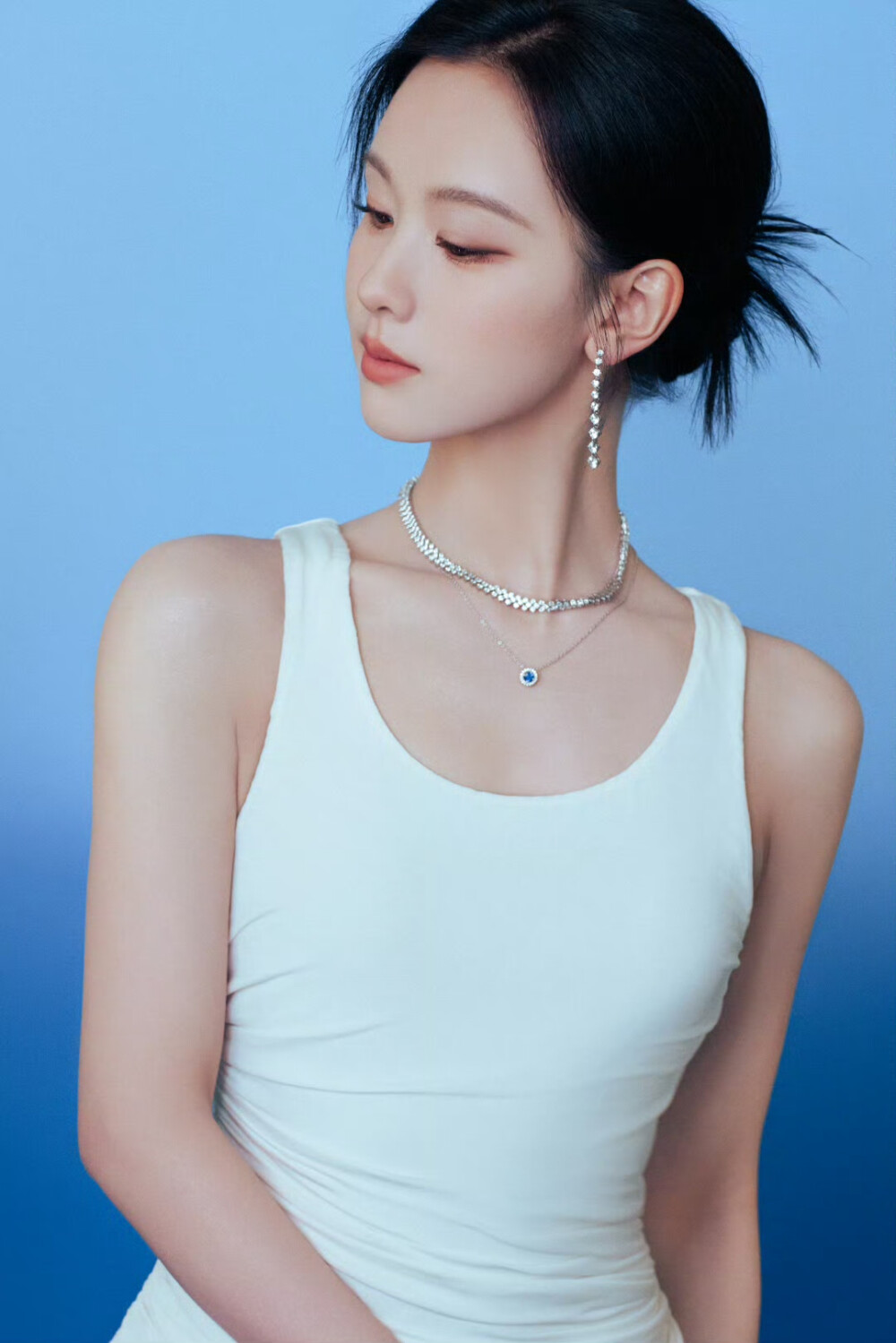 陈都灵