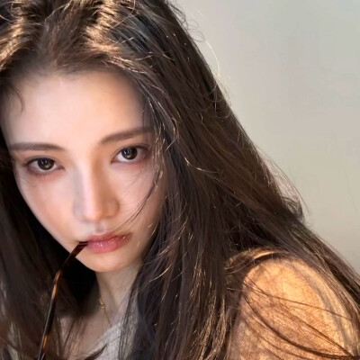 孙珍妮头像壁纸