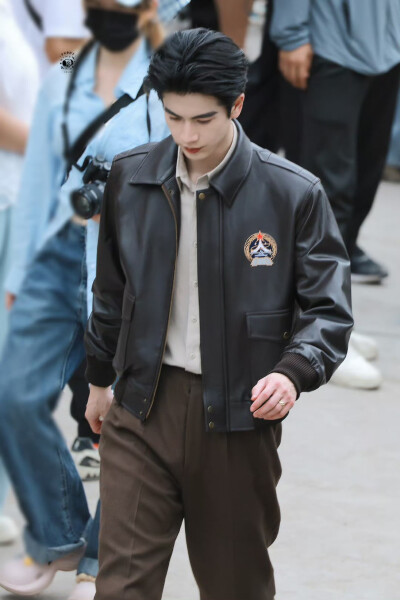 cr.PUPPY1230丨张凌赫