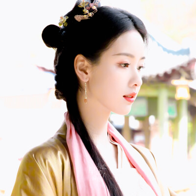 陈都灵