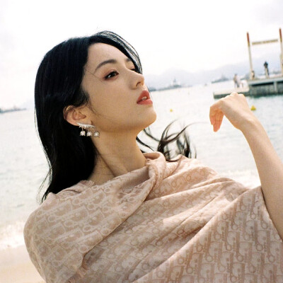 周也可二改
这组好美想看你们修