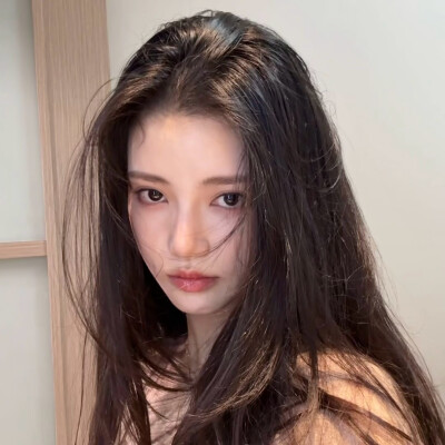 孙珍妮头像壁纸