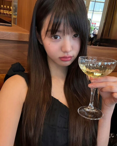 张元英